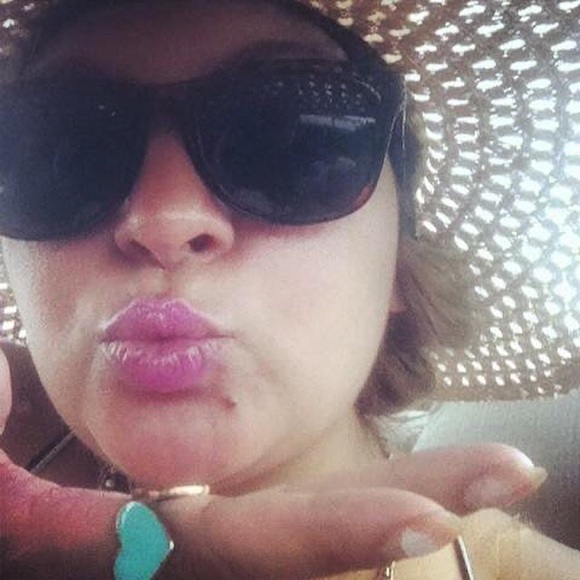 Meet your Posher, Maricruz - Picture 2 of 13